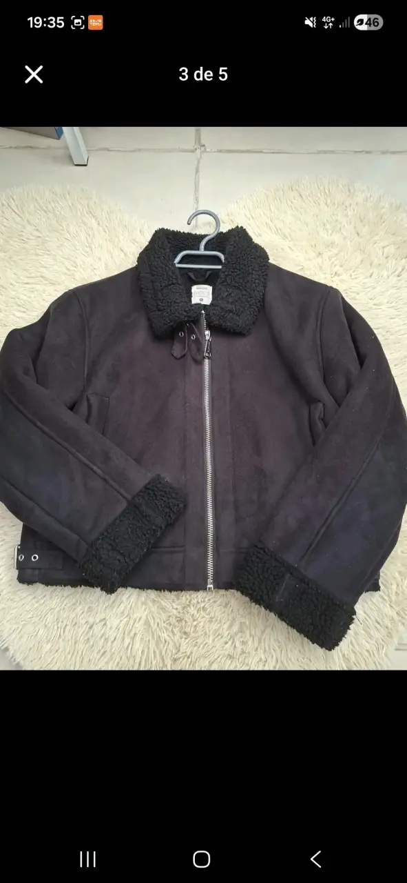 Chaqueta negra con chiporro - 1
