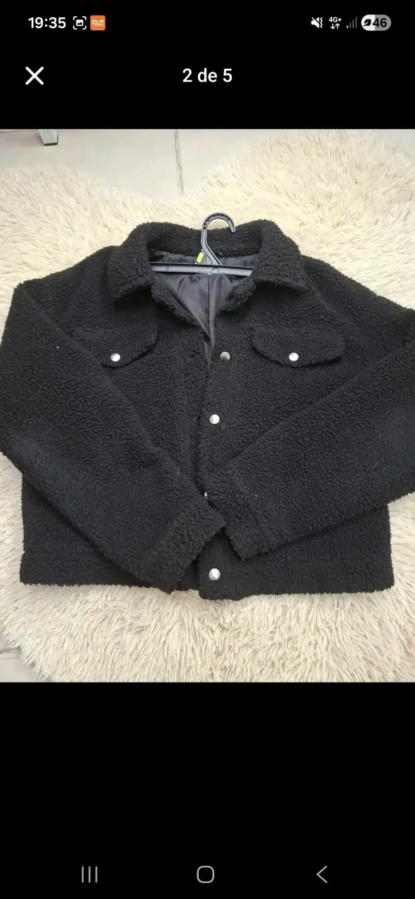 Chaqueta negra con chiporro - 2