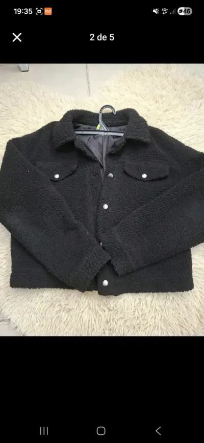 Chaqueta negra con chiporro - miniatura 2