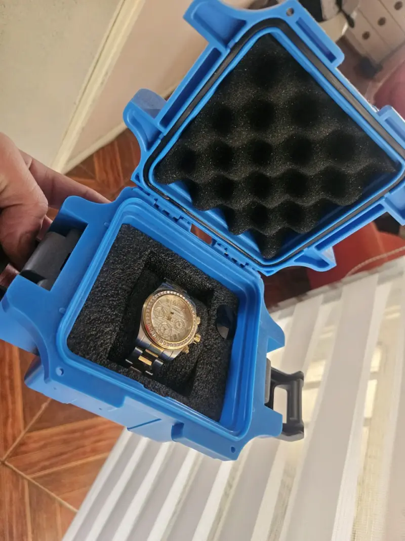 Reloj de lujo en estuche - 1