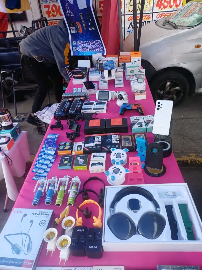 Lote de artículos electrónicos variados - 2