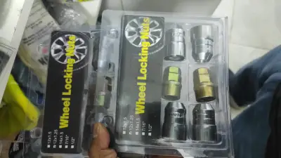Tuercas de seguridad para rueda - miniatura 4