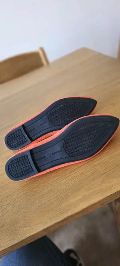 Zapatos planos coral para mujer - miniatura 4