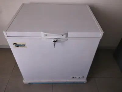 Congelador Calvac 227L - miniatura 1