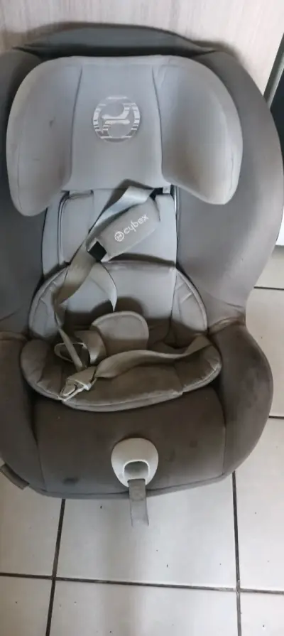 Silla de auto Cybex gris - miniatura 1