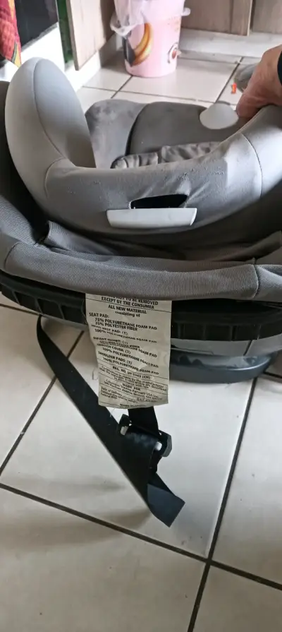 Silla de auto Cybex gris - miniatura 2