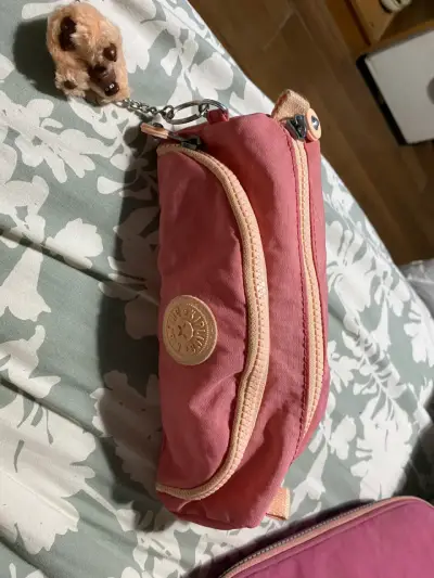 Estuche Kipling Modelo Freedom Rosado - miniatura 1