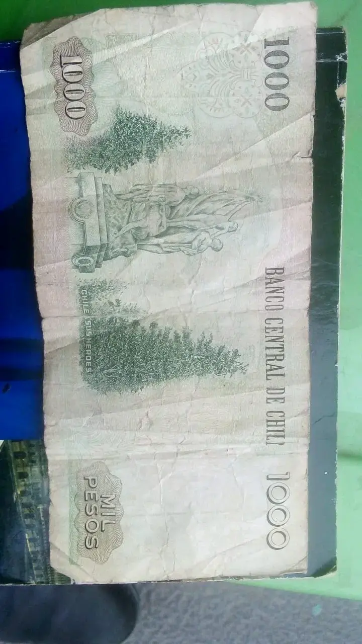Billete chileno antiguo 1000 pesos - 2