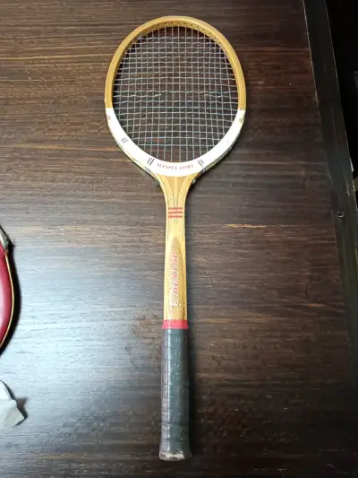 Raqueta de tenis vintage Dunlop madera - miniatura 1