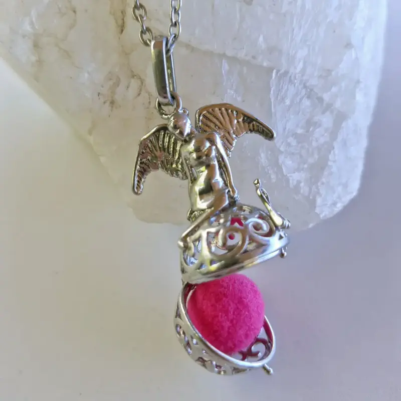Colgante con dije llama ángel - 3