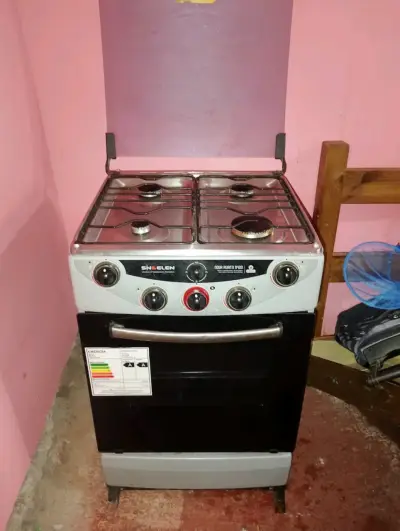 Cocina a gas 4 quemadores - miniatura 1