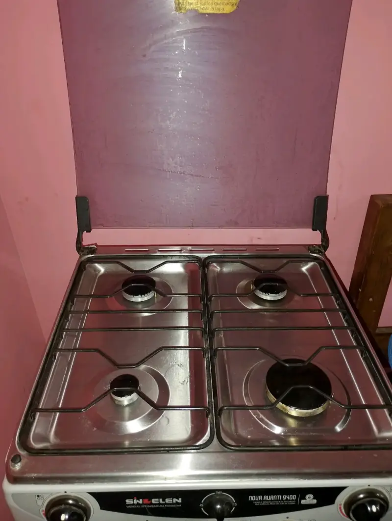Cocina a gas 4 quemadores - 2
