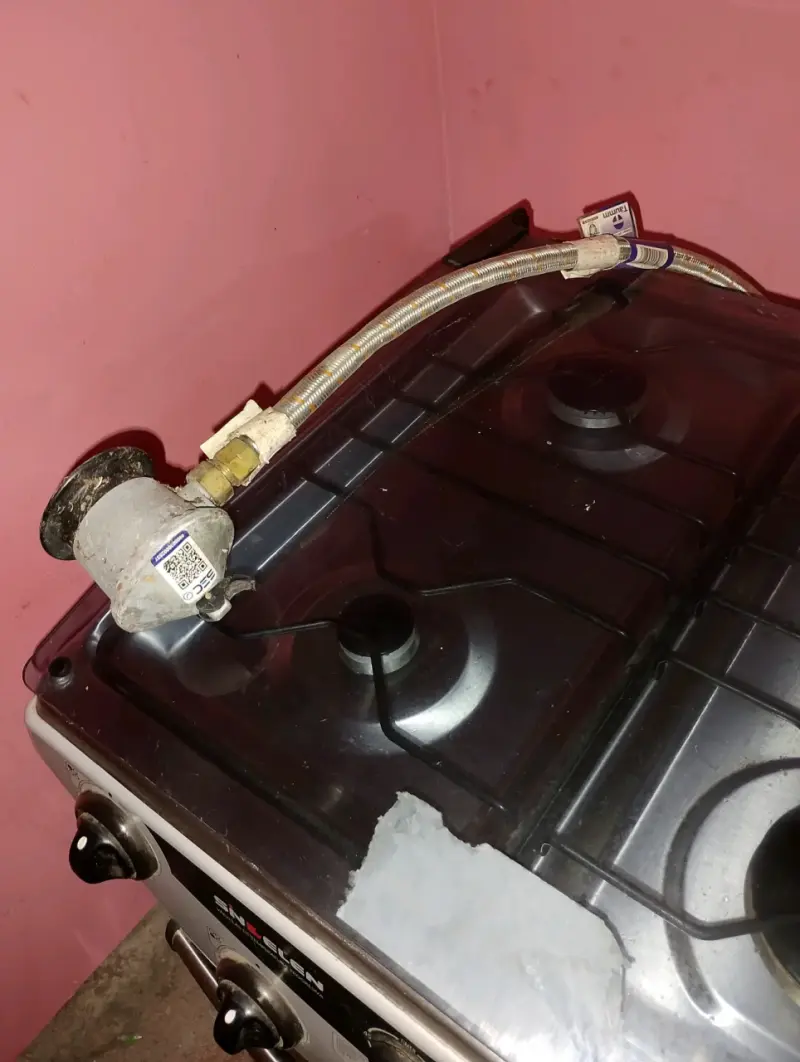 Cocina a gas 4 quemadores - 4