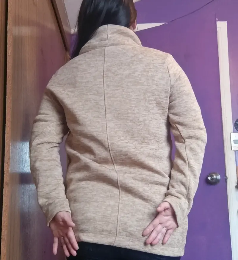 Suéter beige de cuello alto - 3