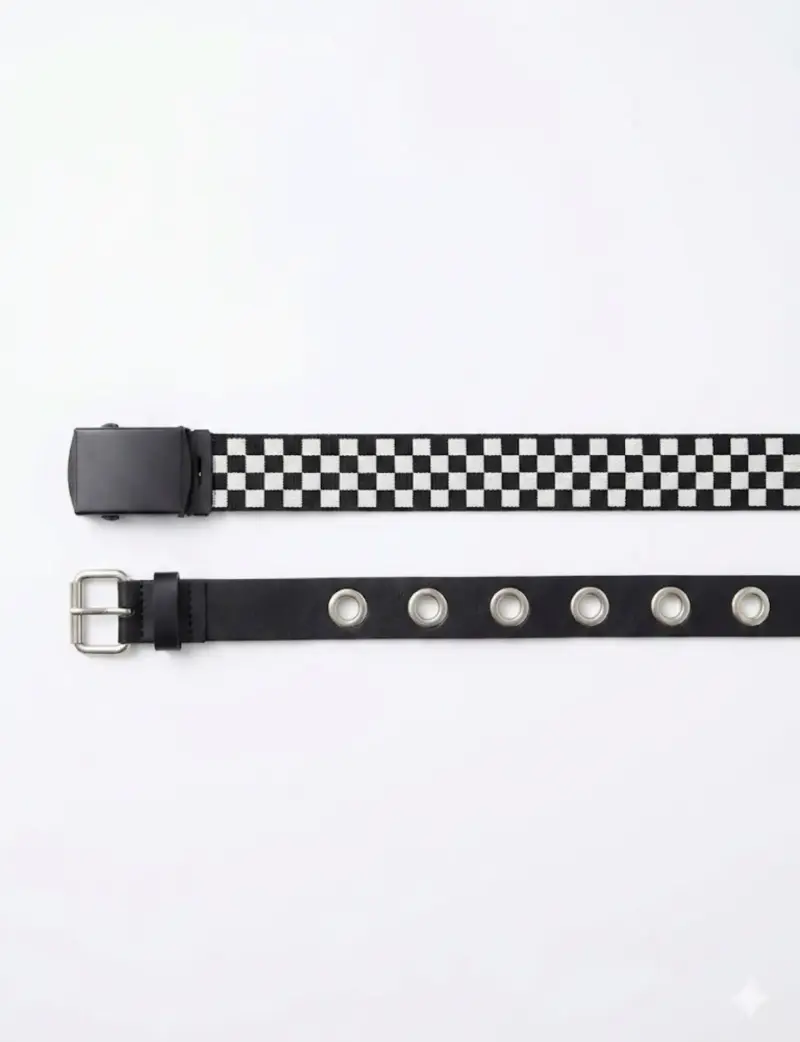 Set de cinturones negros y blancos