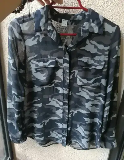 Blusa camuflada de manga larga - miniatura 4