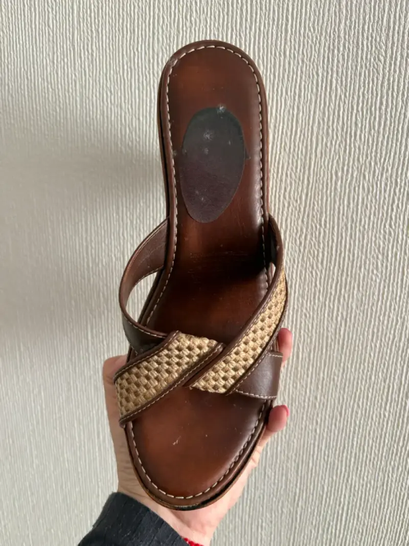 Sandalias con plataforma de madera - 2
