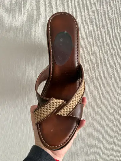 Sandalias con plataforma de madera - miniatura 2