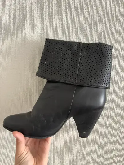 Botines negros gacel con tacón - miniatura 1