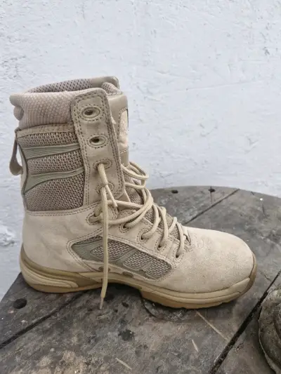 Bota de tacticas beige Altama - miniatura 6
