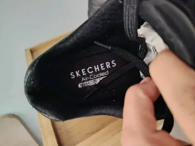 Zapatillas Skechers negras nro 40 - miniatura 3