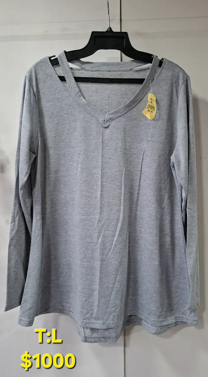 Polera gris manga larga - 1