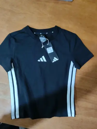 Polera negra con rayas Adidas - miniatura 2