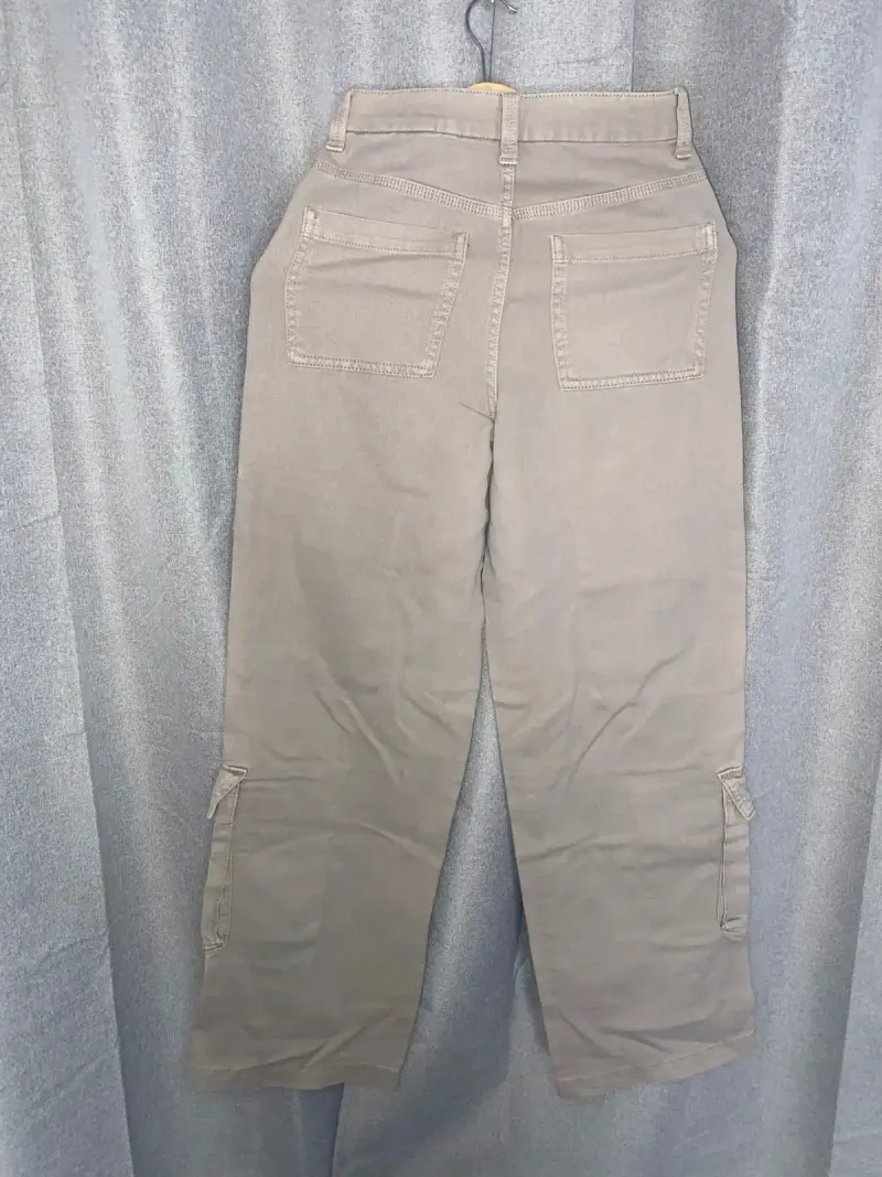 Pantalón cargo beige - 2