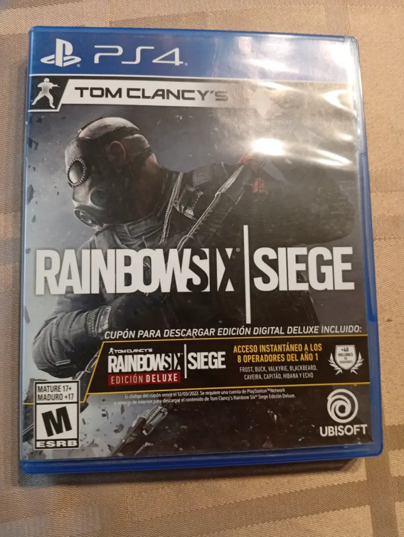Juego PS4 Rainbow Six Siege