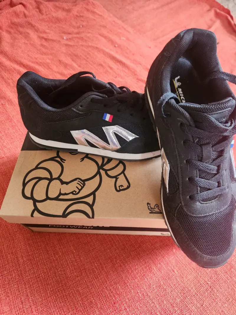 Zapatillas negras deportivas Michelin - 2