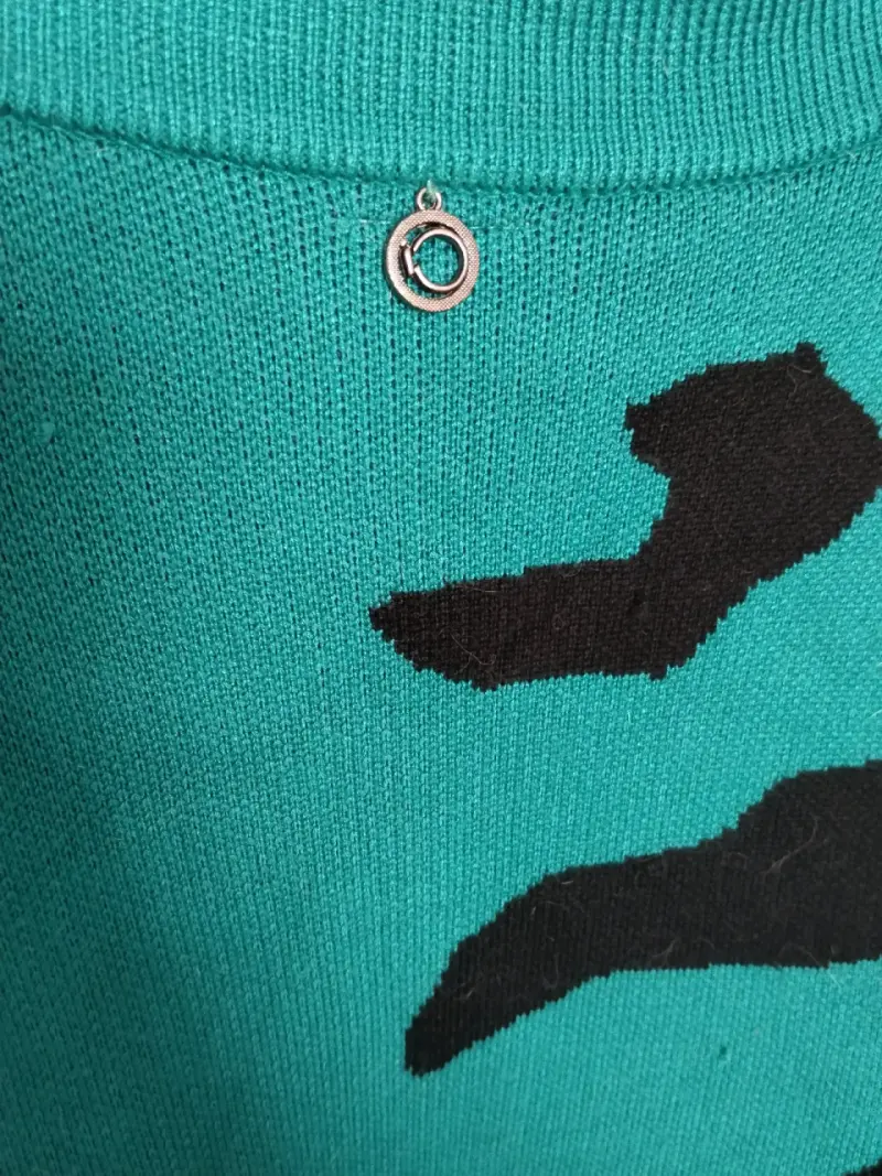 Cardigan largo verde con estampado Marca IO - 3