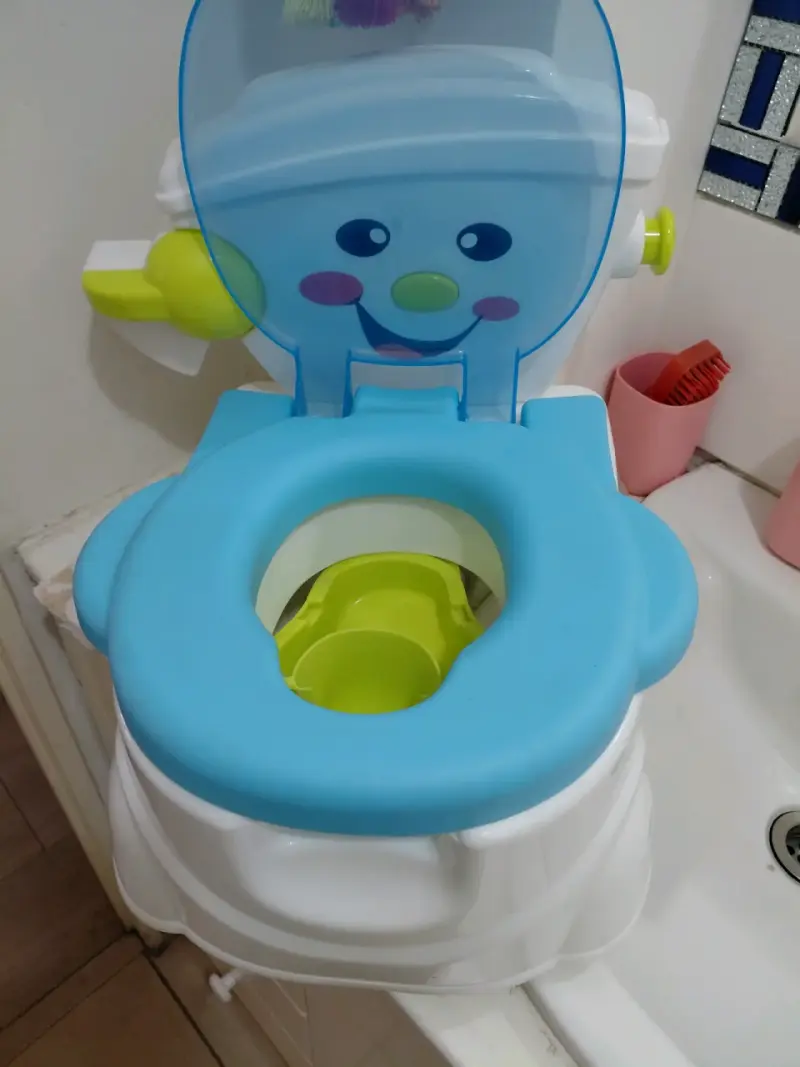 Baño de entrenamiento infantil - 2