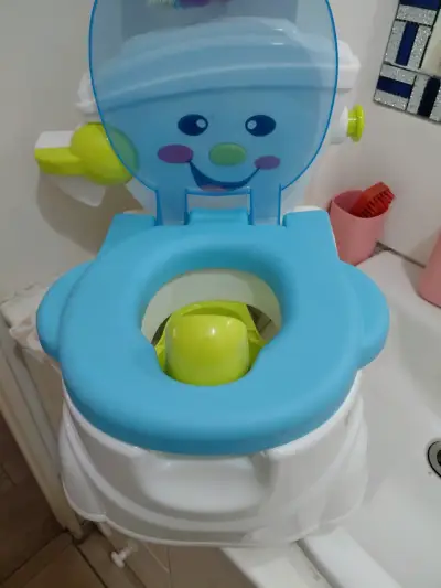 Baño de entrenamiento infantil - miniatura 3