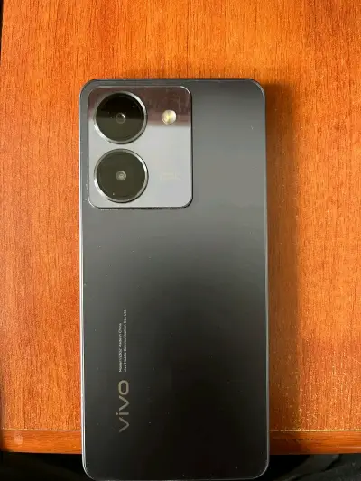 Smartphone Android practicamente nuevo - miniatura 2