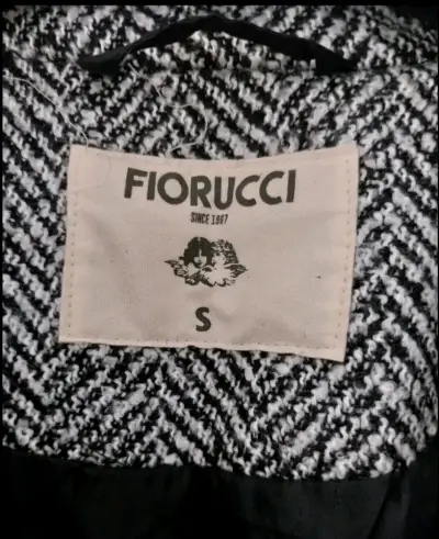 Abrigo gris estilo tweed - miniatura 2