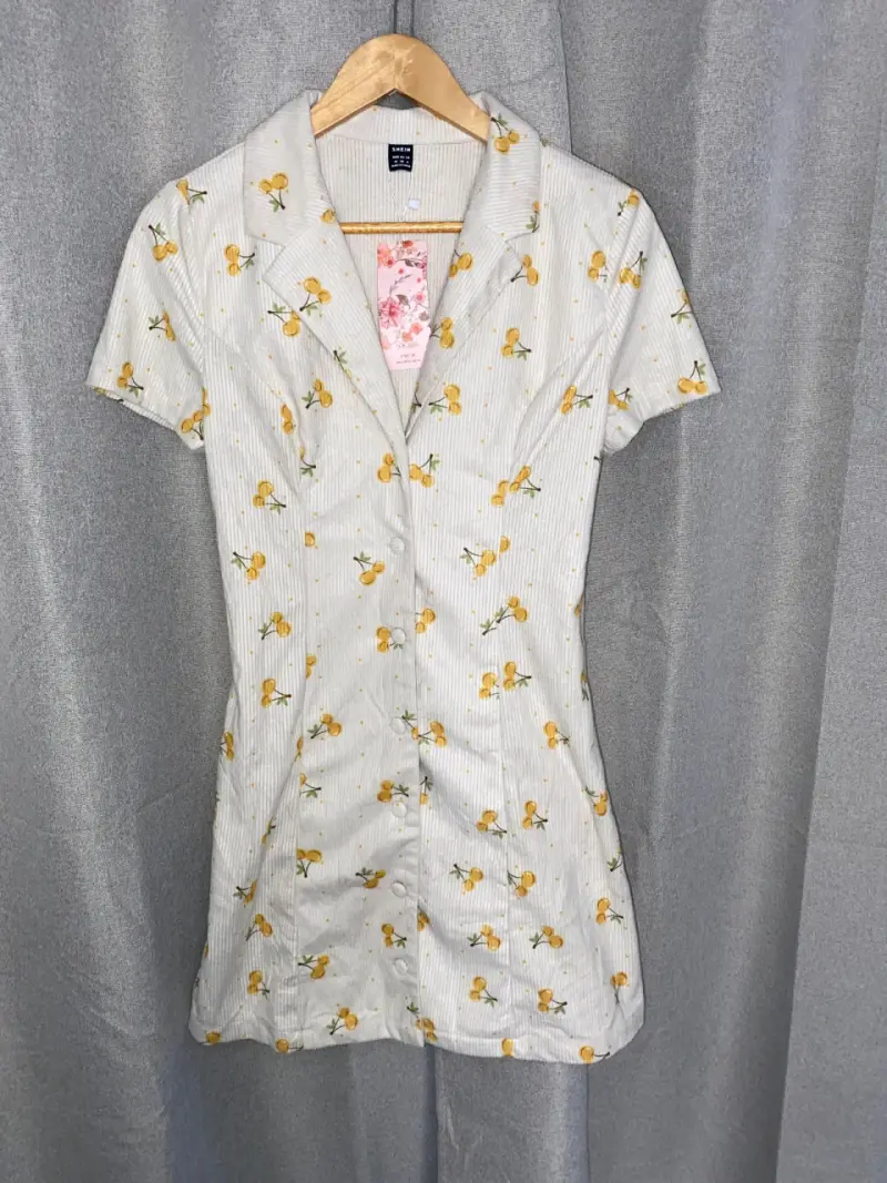 Vestido estampado de flores - 1
