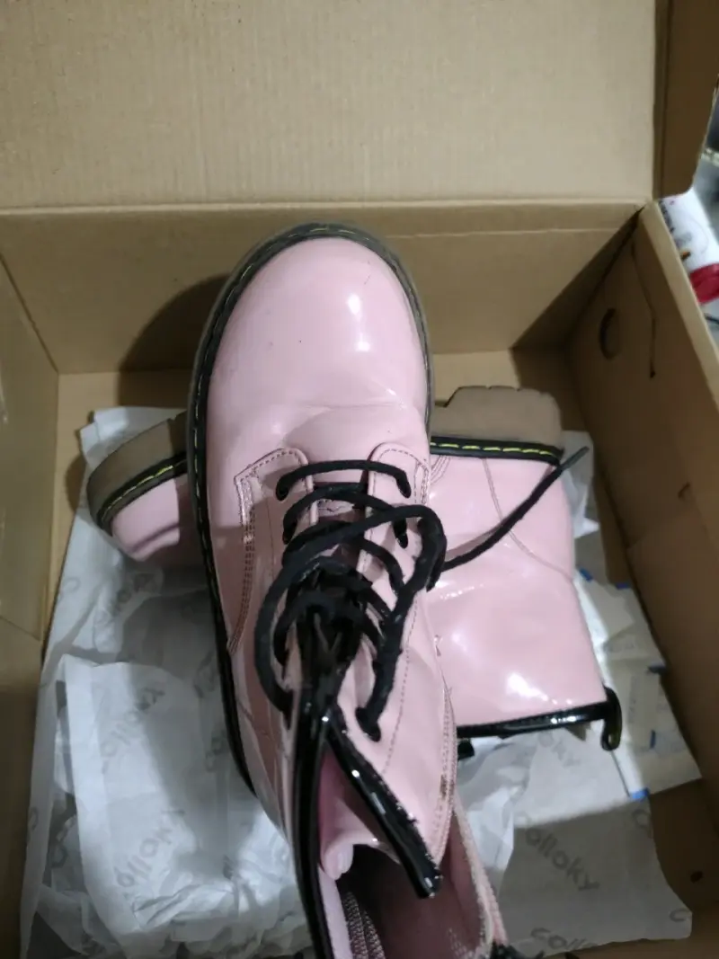 Botas rosadas de charol - 2
