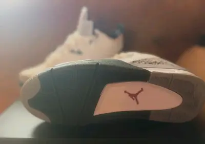 Zapatillas jordan deportivas blancas - miniatura 2
