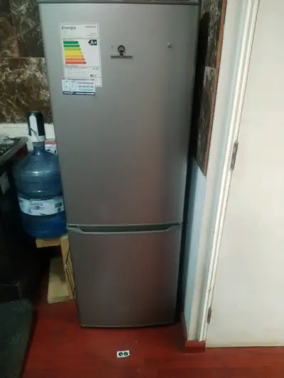 Refrigerador Mademsa gris - miniatura 1