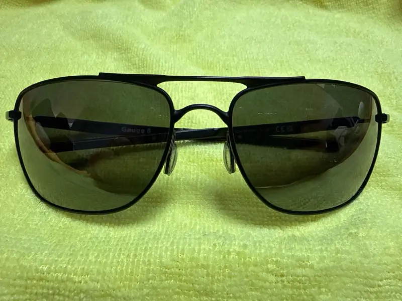 Gafas de sol negras estilo aviador - 1