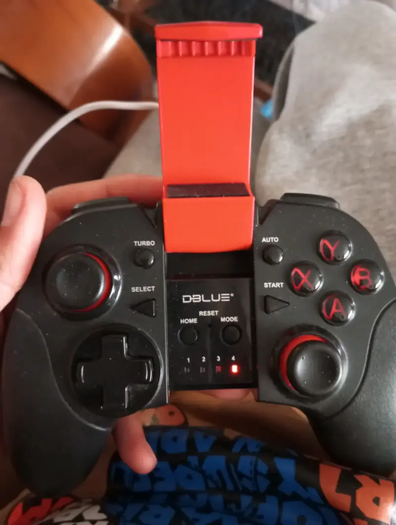 Joystick Bluetooth Dblue Para Celular / PC (Impeca