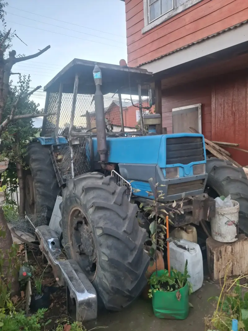 Tractor agrícola, año 1996 LANDINI 8860 - 4