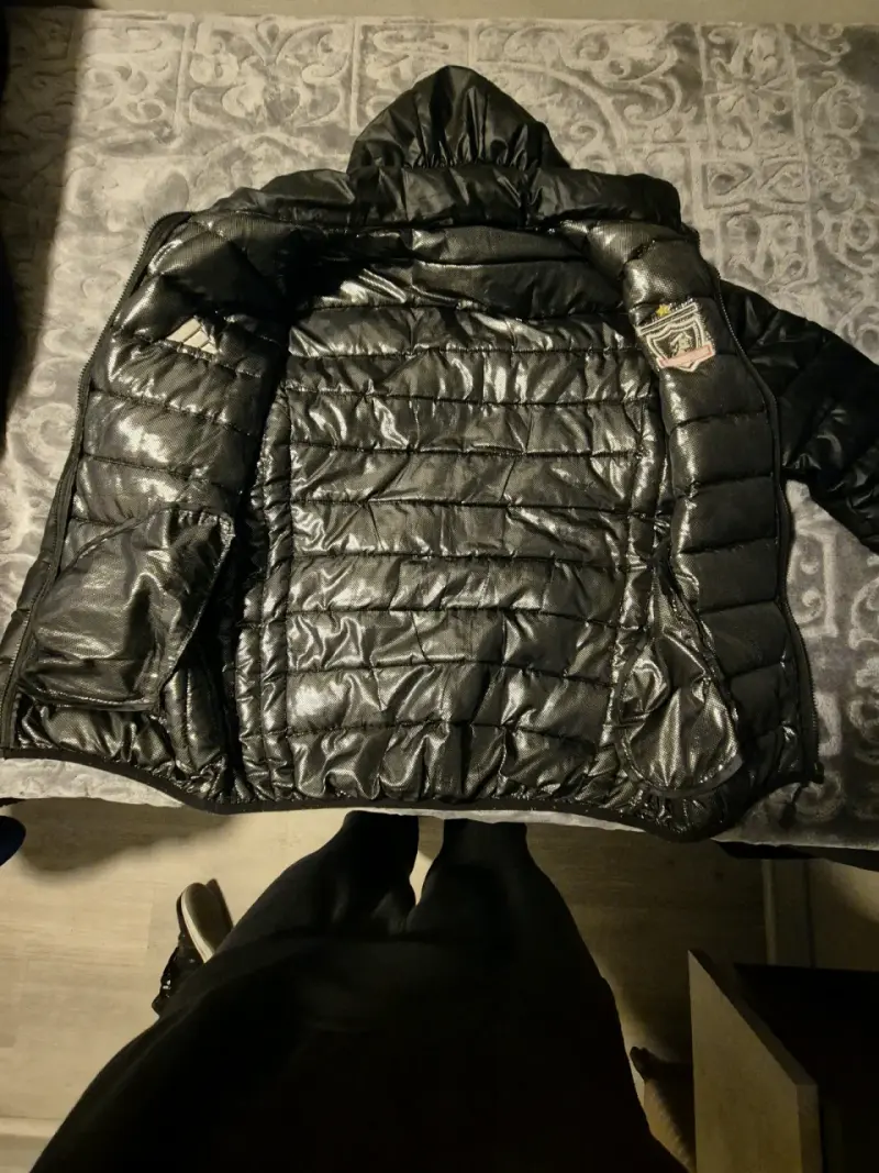 Chaqueta deportiva negra con capucha adidas - 3