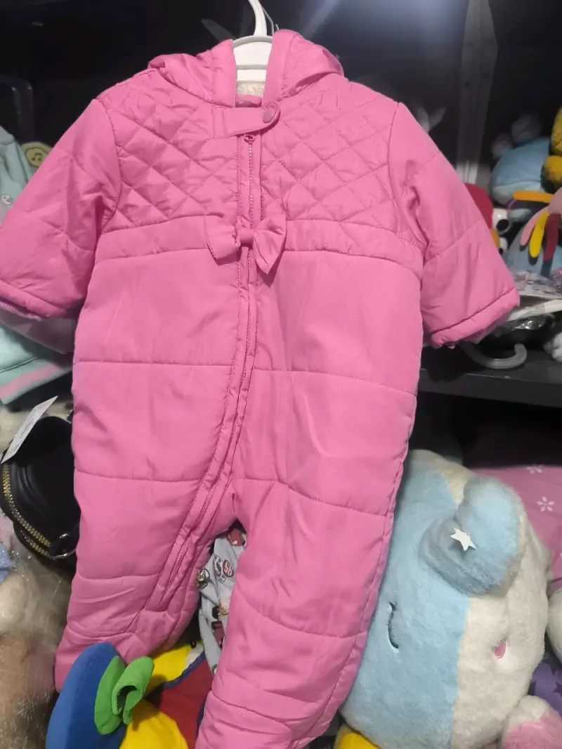 acolchado rosa para bebé