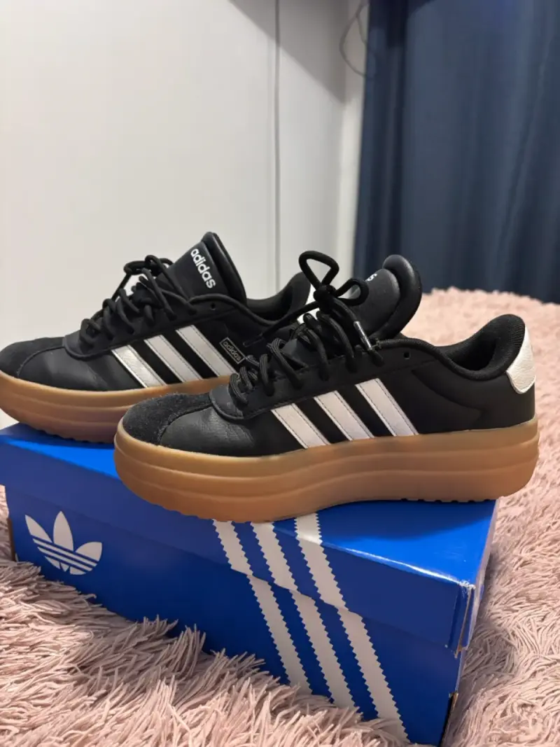 Zapatillas Adidas negras - 3