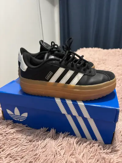 Zapatillas Adidas negras - miniatura 4