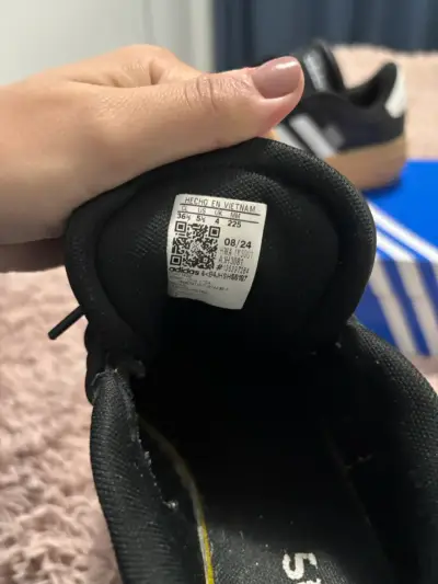 Zapatillas Adidas negras - miniatura 6