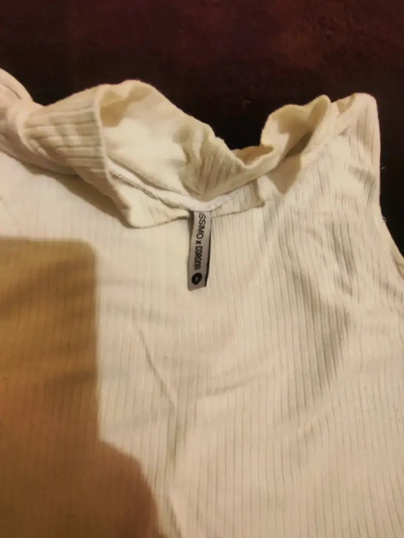 Body sin mangas color beige - 3
