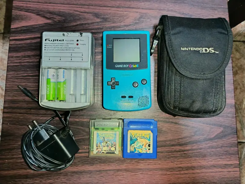 Game Boy Color con juegos - 1