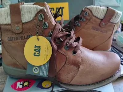 Botines Caterpillar marrones - miniatura 2
